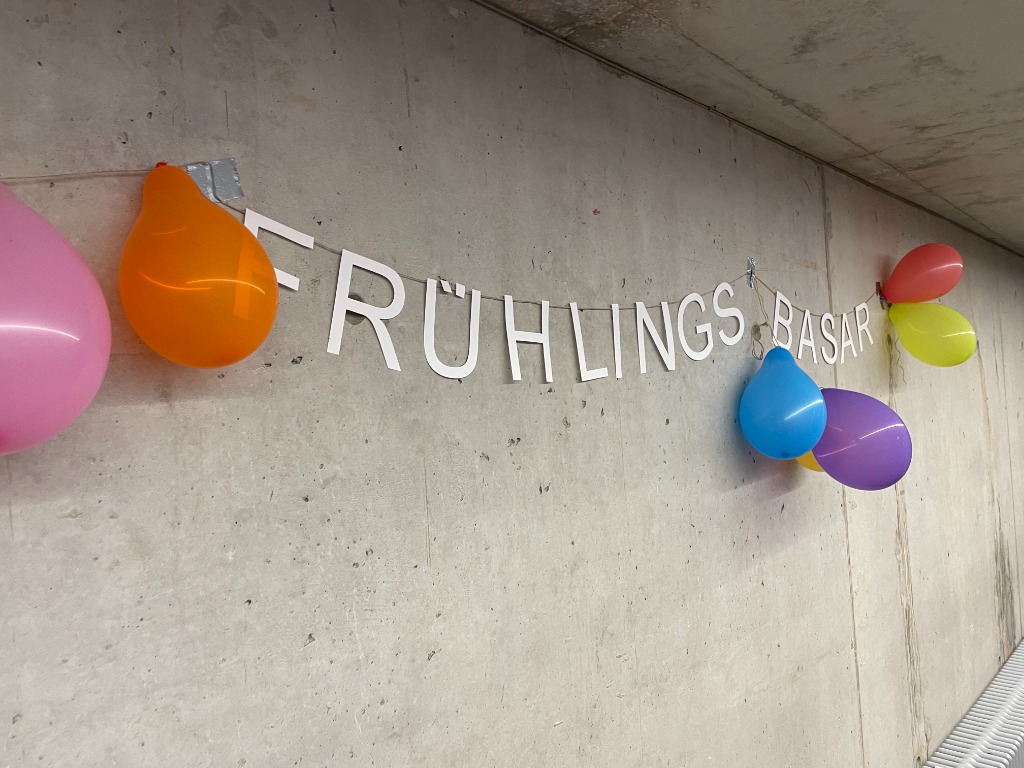 Frühlingsbasar Schild